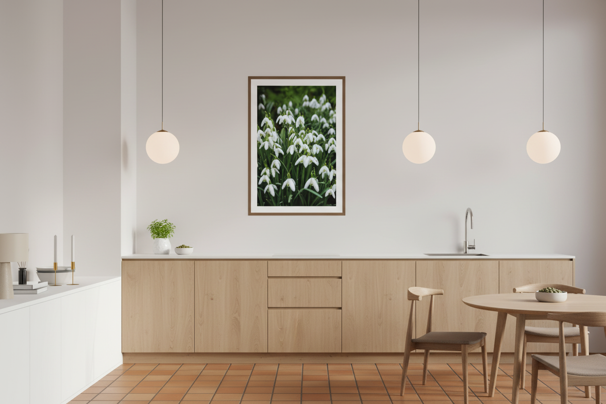 60 x 90 cm, walnut frame Country Garden V